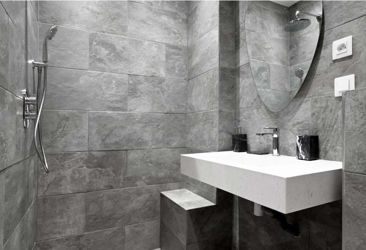 Studio Quartier Champs Elysees 1 Appartement